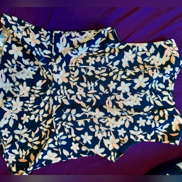 BANANA REPUBLIC Top size 10 - Picture 2 of 4